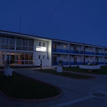 Hotel Vraja Marii 艾福雷诺德 外观 照片