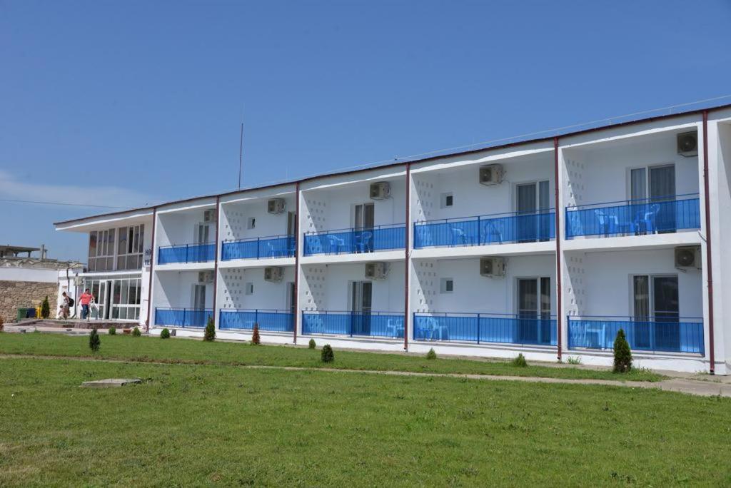 Hotel Vraja Marii 艾福雷诺德 外观 照片